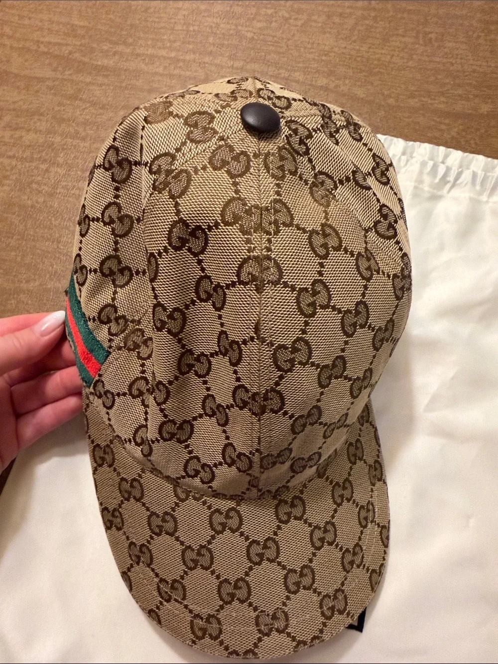 Gucci Brown GG Supreme Canvas Cap with Green-Red Web